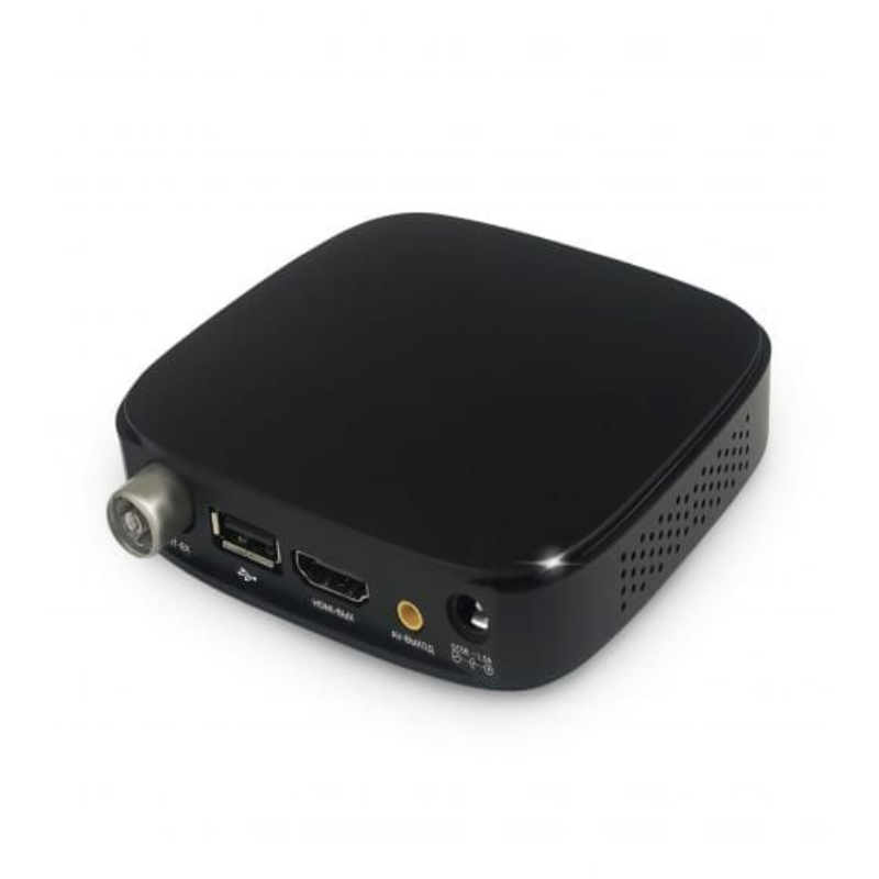 Цифровая приставка BarTon TA-561 (DVB-T2) на белом фоне