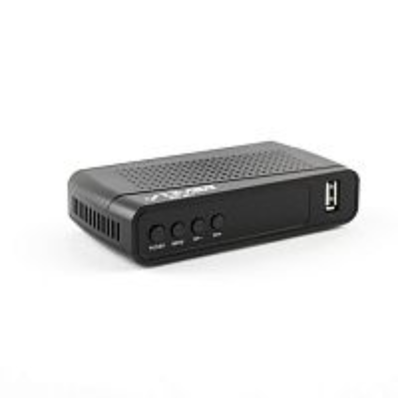 Цифровой ресивер DIVISAT DVS 4211 (DVB-T/T2/C) на белом фоне