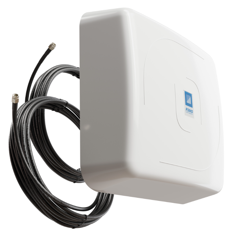 Антенна BAS-2344-F Multiband MIMO на белом фоне