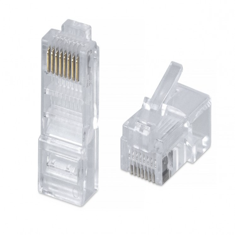 Коннектор RJ-45 8P8C CAT5 на белом фоне