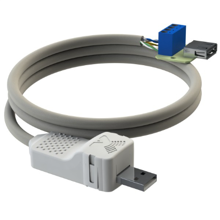 USB-удлинитель Антэкс 10 м на белом фоне
