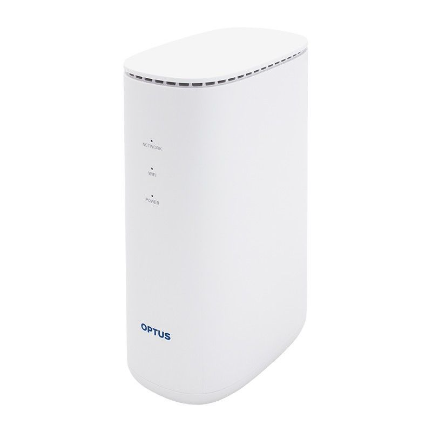 Роутер ZTE MF289D LTE cat.12 на белом фоне