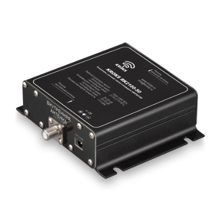 3G репитер KROKS RK2100-50 на белом фоне