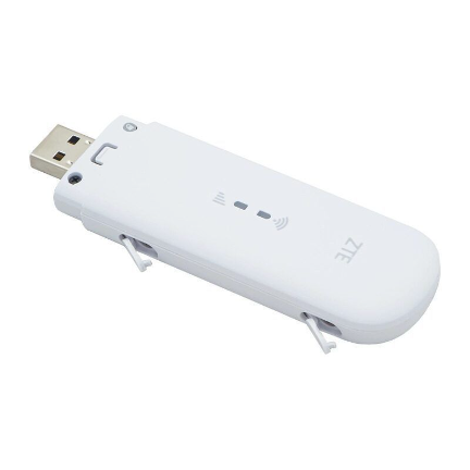 Модем ZTE MF79U с Wi-Fi LTE Cat 4 на белом фоне