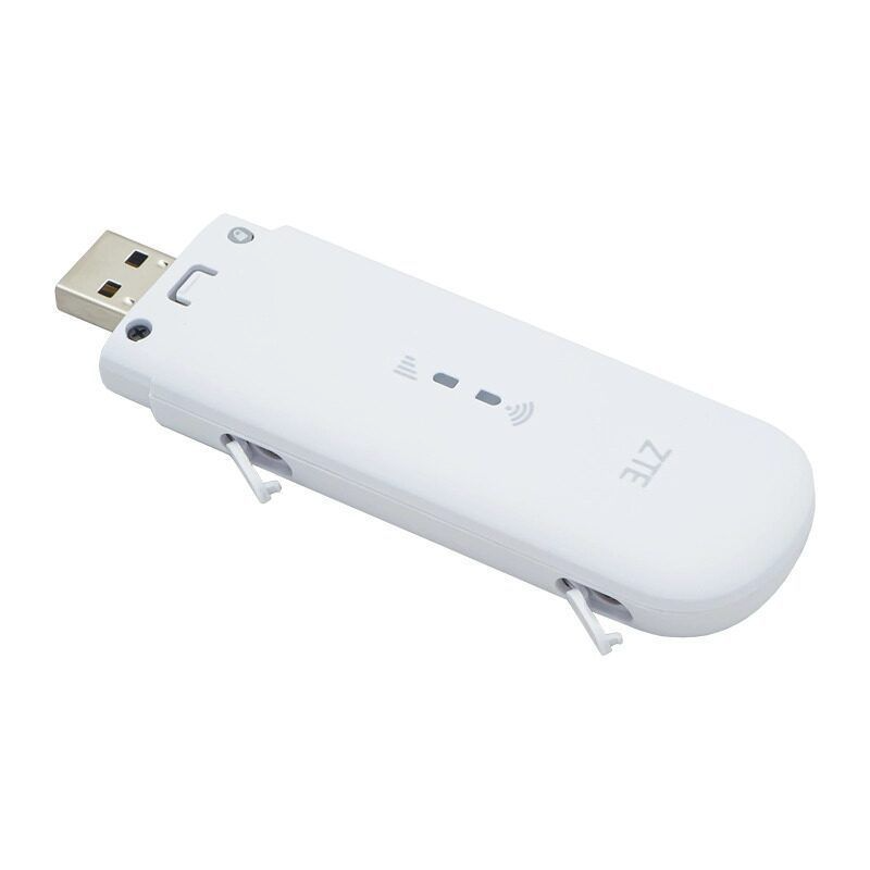 Модем ZTE MF79U с Wi-Fi LTE Cat 4 на белом фоне