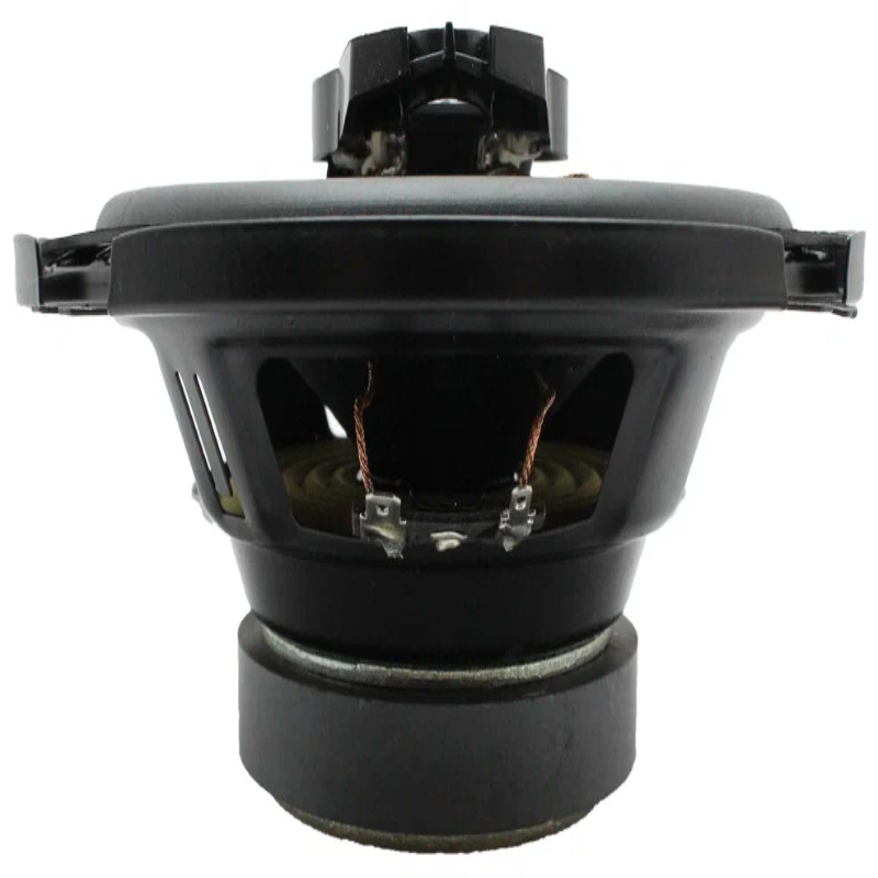 Автомобильные колонки Dv-Pioneer.ok TS-A1695 на белом фоне