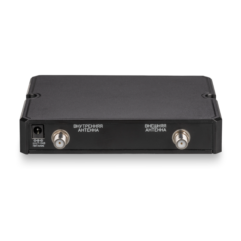 Репитер KROKS RK2100-60 на белом фоне