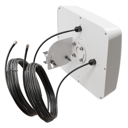 Антенна BAS-2344-F Multiband MIMO на белом фоне