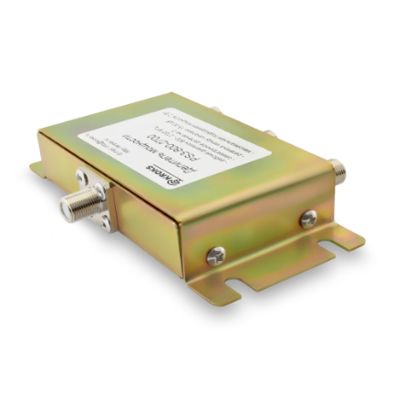 Делитель мощности KROKS PS3-800-2700-75 на белом фоне